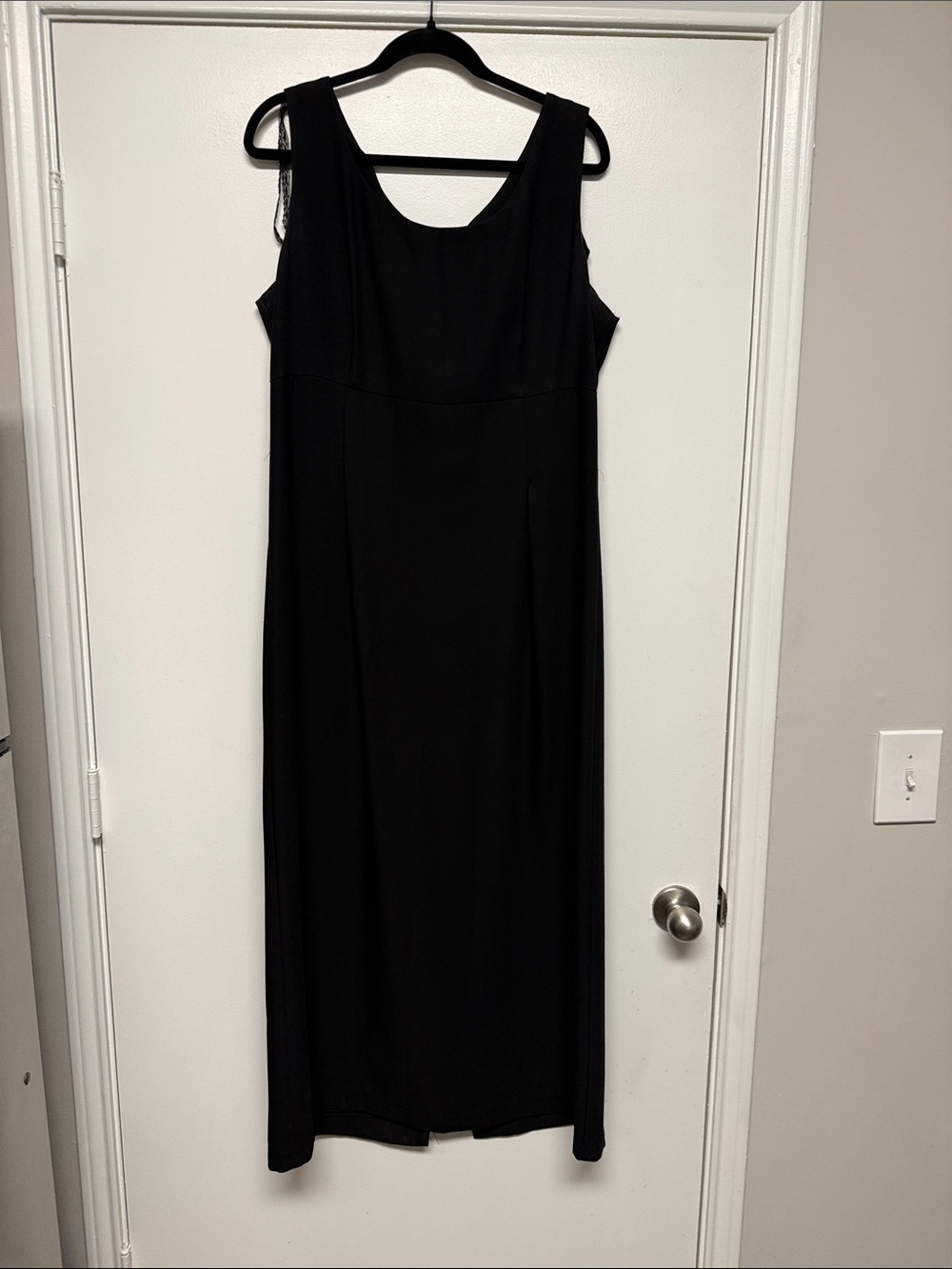 Virgo: Black Maxi Dress